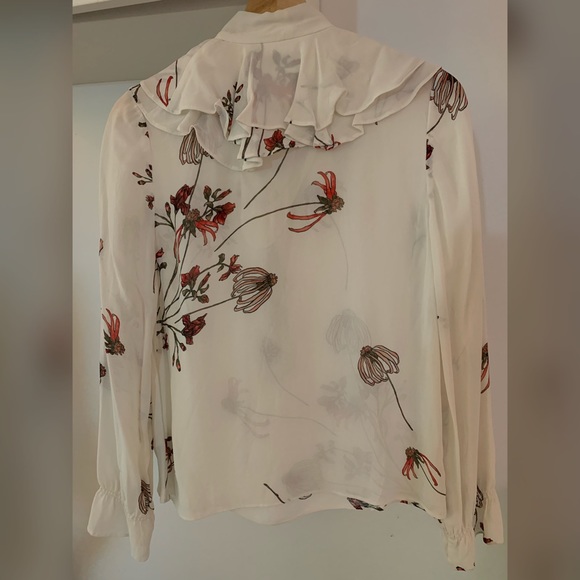 Aritzia Little Moon White Floral Blouse - Picture 2 of 8